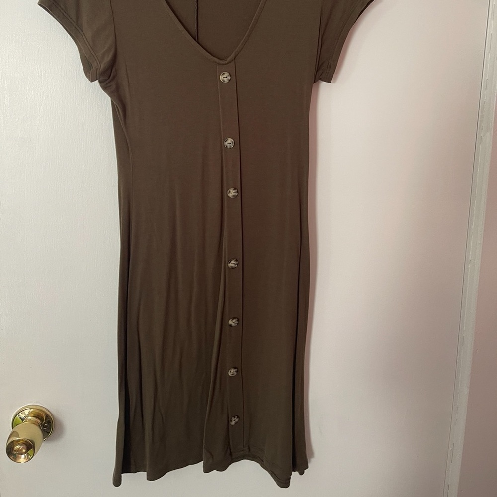 Dress - Picture 2 of 2